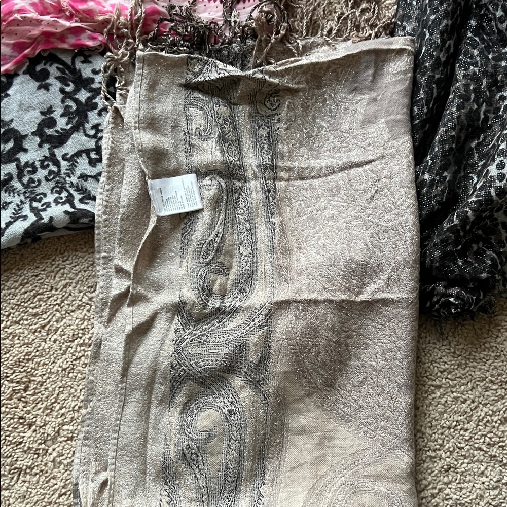 Bundle Of 7 Assorted Patterned Scarves - image 4